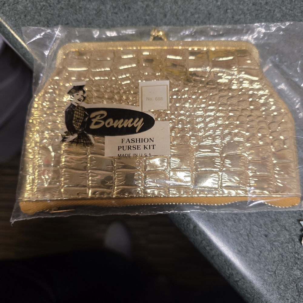 Vintage Bonny Fashion Purse Kit – No. 688 – Made in U.S.A.